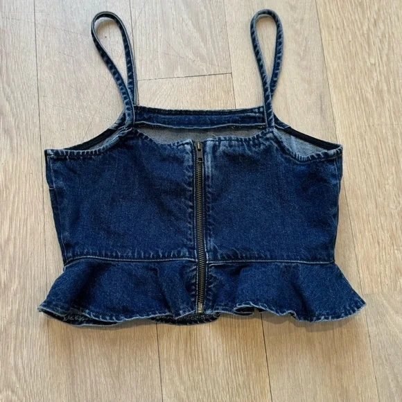 Urban Outfitters Crop Top - Size Small - Picture 8 of 10